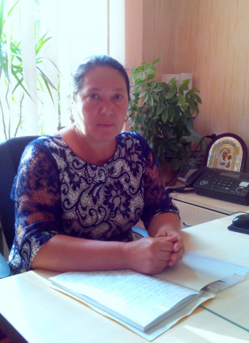 În imagini, Doamna Maria Savciuc, directoarea gimnaziului Todirești